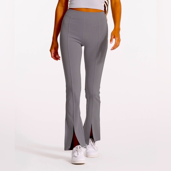 Vuori Pants (LUX RIB SPLIT BOOTCUT) - Picture 1 of 8